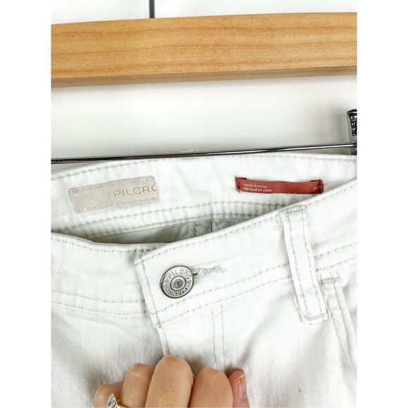 Pilcro and The Letterpress Anthropologie White Crop SLIM BOYFRIEND Distressed Je - Picture 4 of 16